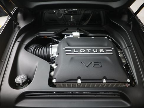 Used 2024 Lotus Emira First Edition RWD image 28