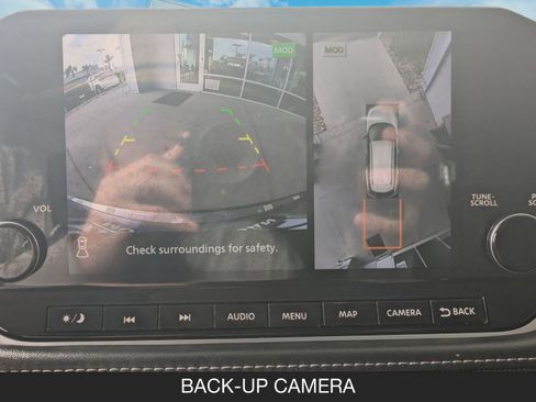 Used 2023 Nissan Rogue SL w/ SL Premium Package image 21