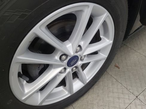 Used 2018 Ford Focus SE image 31