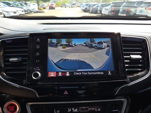 Certified 2022 Honda Ridgeline Black Edition image 40