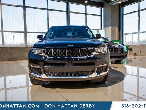 Used 2023 Jeep Grand Cherokee L Limited AWD/4WD image 22