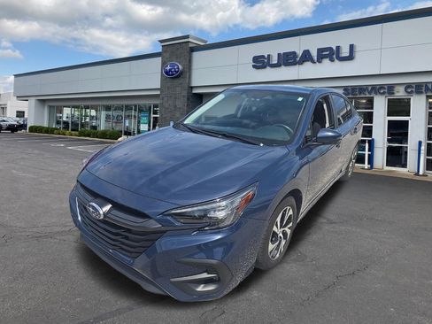 Used 2024 Subaru Legacy Premium AWD/4WD image 7