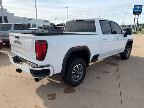 Used 2023 GMC Sierra 2500 AT4 AWD/4WD image 4