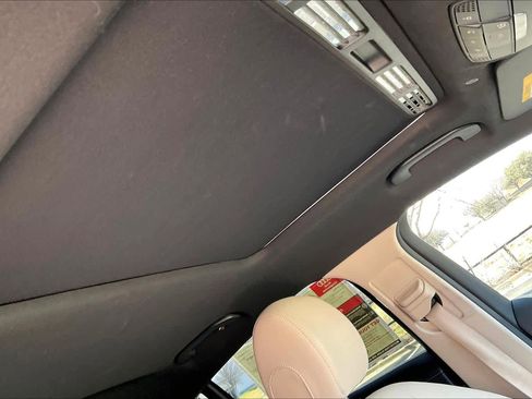 Used 2023 Mercedes-Benz GLC 300 4MATIC Coupe image 14