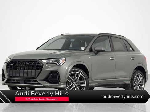 Used 2025 Audi Q3 2.0T Premium w/ Convenience Package AWD/4WD image 1