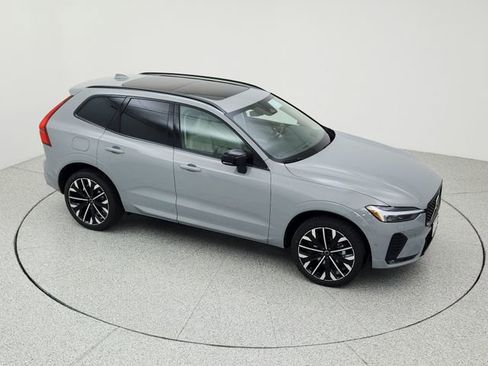 New 2026 Volvo XC60 B5 Ultra w/ Protection Package Premier image 14