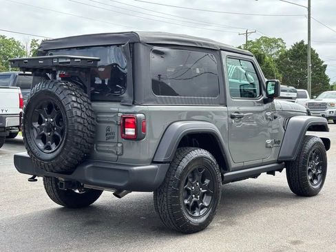 Used 2023 Jeep Wrangler Sport AWD/4WD image 4