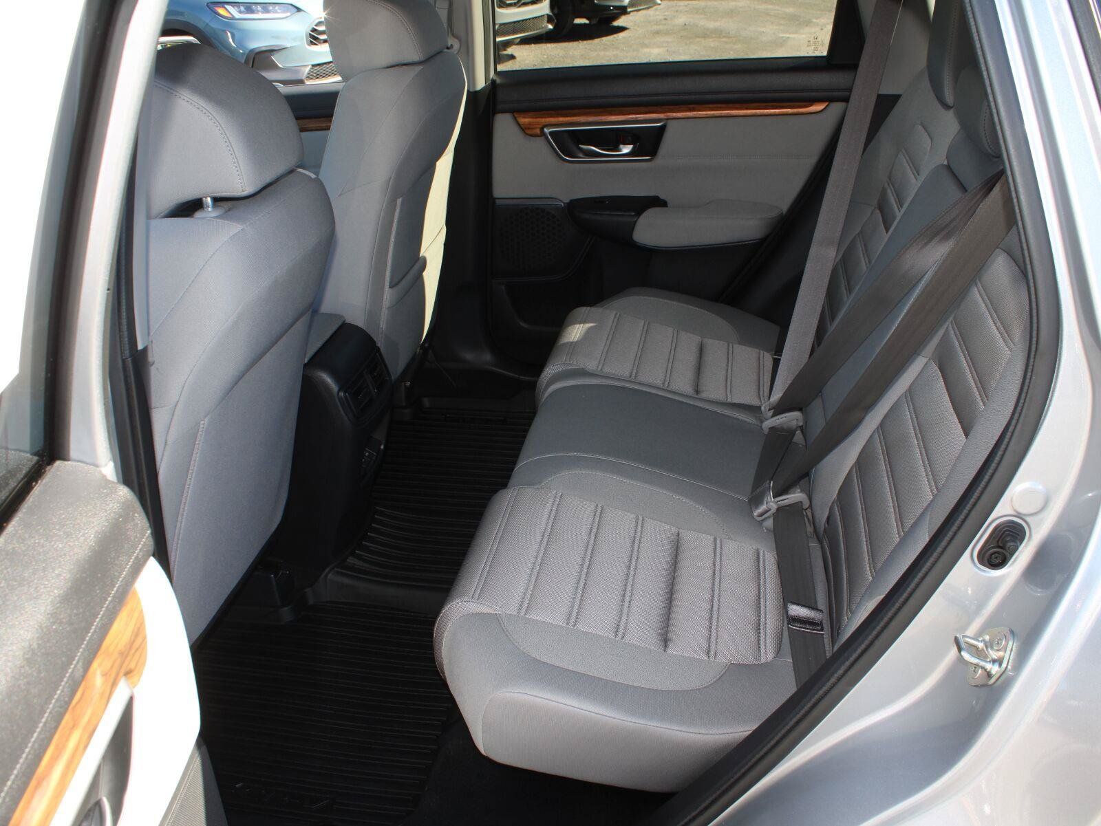 Used 2019 Honda CR-V EX image 18