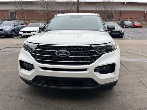 Used 2023 Ford Explorer XLT image 8