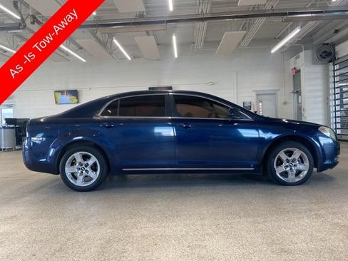 Used 2010 Chevrolet Malibu LT w/ Power Convenience Package FWD image 3