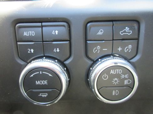 New 2026 GMC Sierra 1500 Denali AWD/4WD image 18