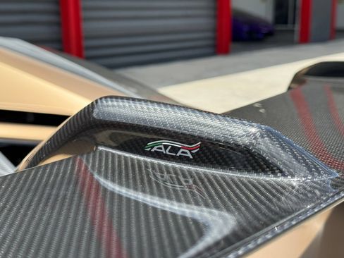 Used 2020 Lamborghini Aventador SVJ AWD/4WD image 57