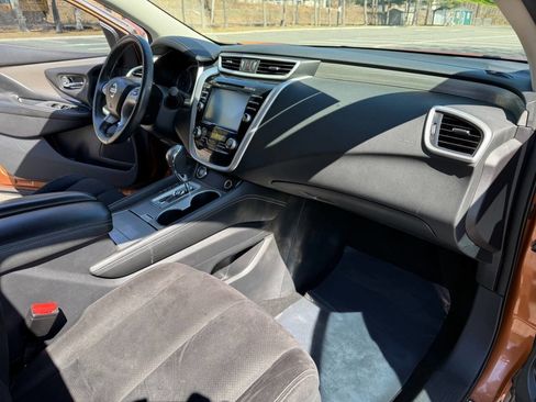 Used 2017 Nissan Murano SV image 20