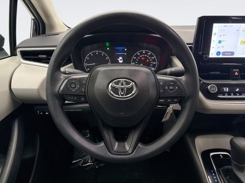 Used 2024 Toyota Corolla LE image 12