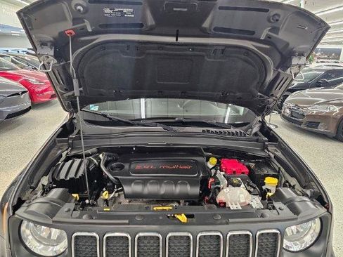 Used 2019 Jeep Renegade Latitude image 36