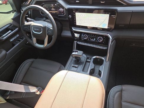 New 2026 GMC Sierra 1500 Denali AWD/4WD image 28