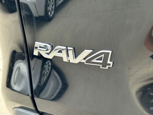 Certified 2025 Toyota RAV4 XLE image 12