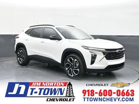 New 2026 Chevrolet Trax RS w/ Sunroof Package image 1