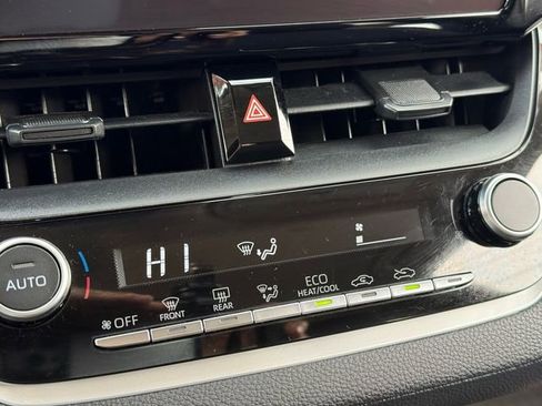 Certified 2024 Toyota Corolla LE image 17