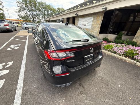Used 2024 Honda Civic Sport image 8