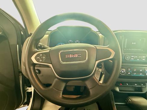 Used 2017 GMC Canyon 2WD Crew Cab w/ Convenience Package image 11