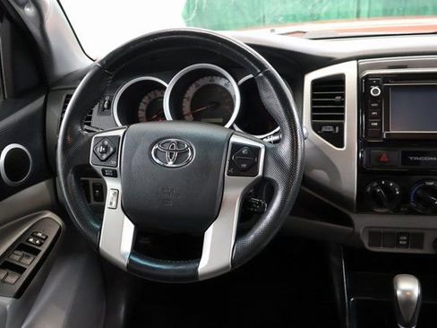 Used 2015 Toyota Tacoma PreRunner image 13