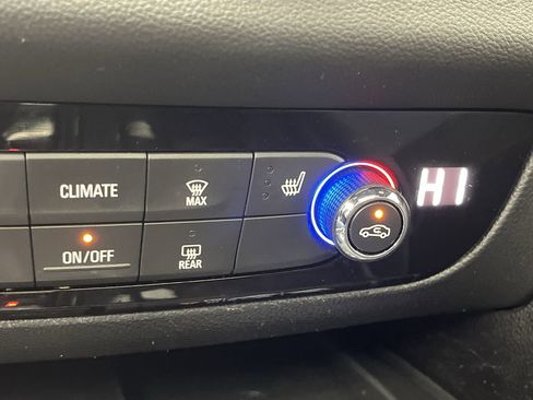 Certified 2023 Buick Enclave Essence w/ Experience Buick Package image 25