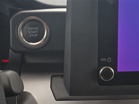 Certified 2025 Toyota 4Runner SR5 image 23