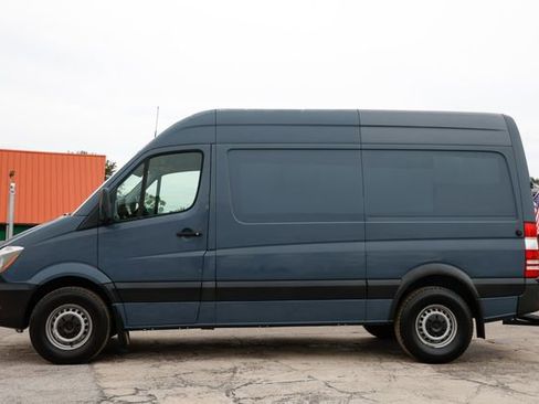 Used 2018 Mercedes-Benz Sprinter 2500 image 5
