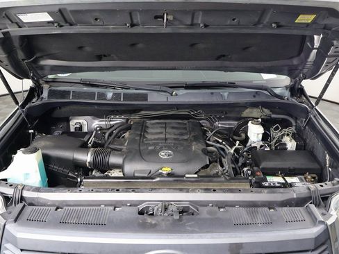 Used 2015 Toyota Tundra SR5 w/ SR5 Upgrade Package image 14