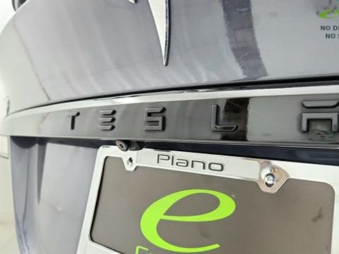 Used 2022 Tesla Model X AWD/4WD image 30