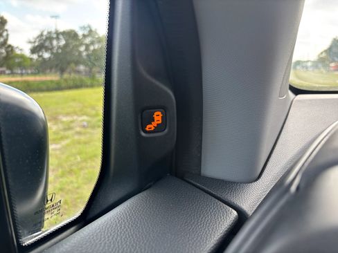 Used 2022 Honda Odyssey EX-L image 22