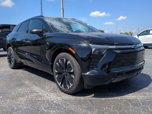 New 2025 Chevrolet Blazer EV RS image 2