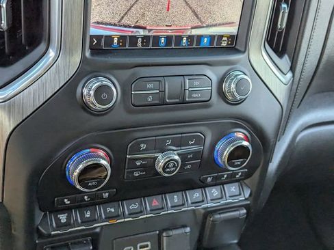 Used 2022 GMC Sierra 2500 Denali w/ Denali Ultimate Package AWD/4WD image 28