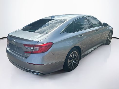 Used 2019 Honda Accord Touring image 9