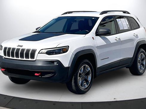 Used 2019 Jeep Cherokee Trailhawk w/ Comfort/Convenience Group image 4