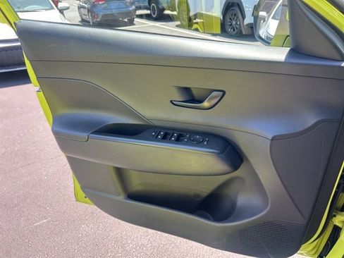 Used 2024 Hyundai Kona SEL AWD/4WD image 26