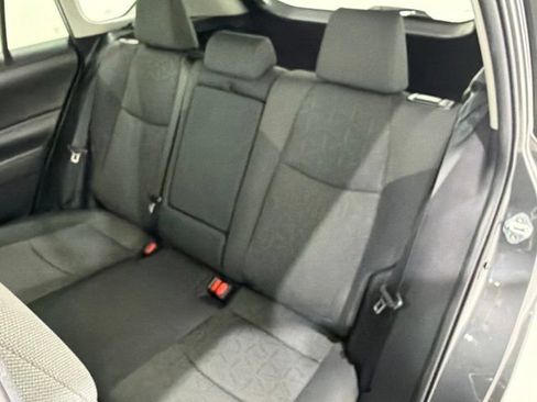 Used 2021 Toyota RAV4 XLE AWD/4WD image 14