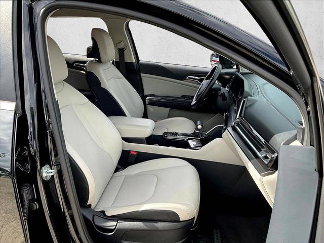 Used 2023 Kia Sportage EX FWD image 9
