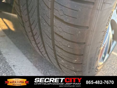 Used 2017 Dodge Charger SRT w/ Harman/Kardon Audio Group image 16