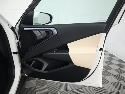 Certified 2025 BMW X3 xDrive30i w/ Premium Package image 26