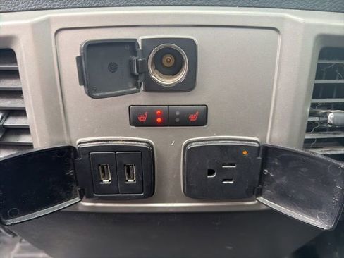 Used 2019 Ford F150 Lariat w/ Equipment Group 502A Luxury image 18