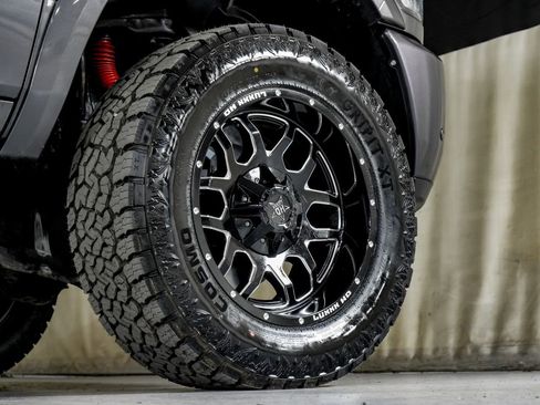 Used 2018 RAM 2500 Laramie w/ Sport Appearance Group image 53