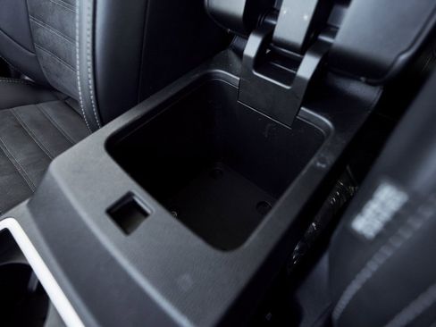 Used 2024 Mitsubishi Outlander Ralliart image 40