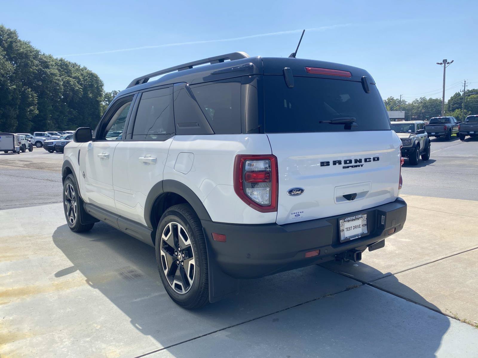 Used 2022 Ford Bronco Sport Outer Banks w/ Tech Package AWD/4WD image 7