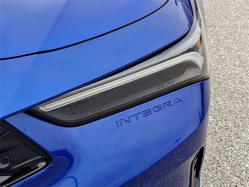 Used 2023 Acura Integra A-Spec image 9