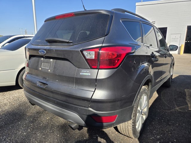 Used 2019 Ford Escape SEL FWD image 4