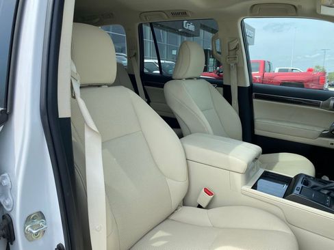 Used 2023 Lexus GX 460 Premium image 27