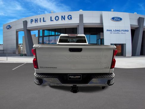 Used 2020 Chevrolet Silverado 2500 LTZ w/ LTZ Convenience Package AWD/4WD image 4