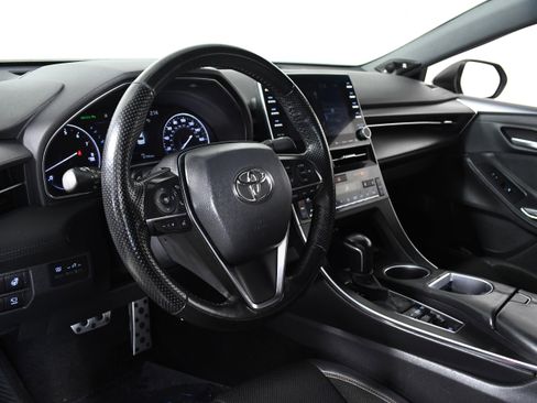 Used 2022 Toyota Avalon Touring w/ Advanced Safety Package image 20